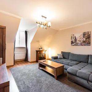 Old Town Market Place Penthouse Apartment Warsaw